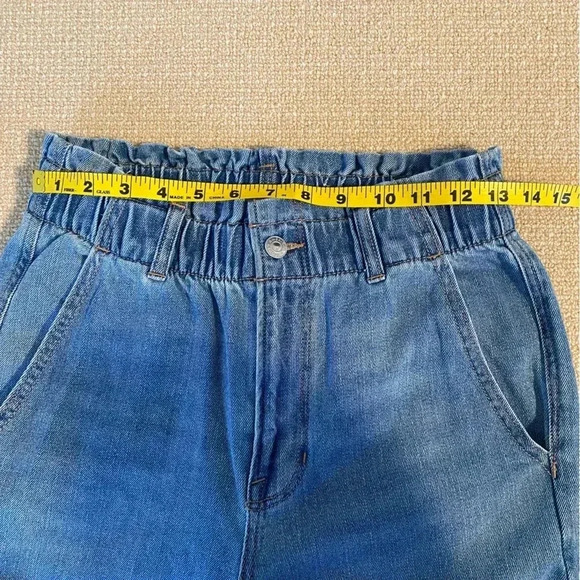 American Eagle 6 Baggy Mom Jean in Blue Street Elastic Waist - Picture 4 of 8
